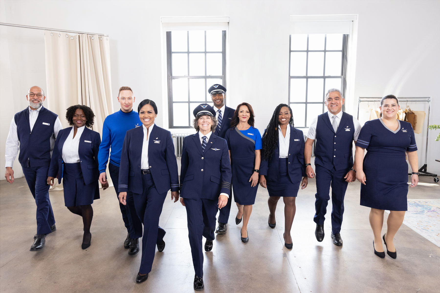 WT3_WholeCollection_2023-04-04_DCREW_5668_rs_v5-denise-crew-united-airlines-portrait-lifestyle-fashion-advertising-photographer-los-angeles-nyc-travel-content-social-brand-photographer