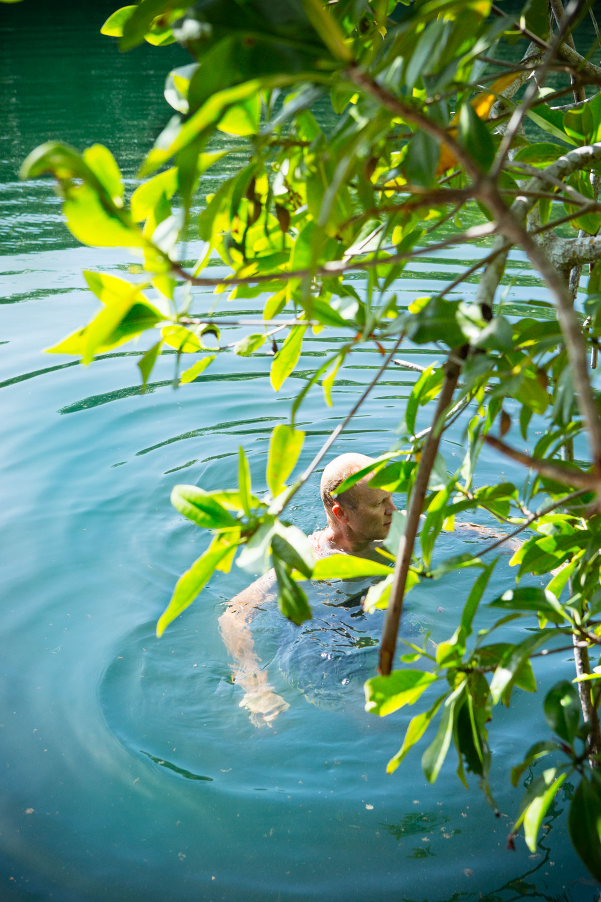 tulum_2118-denise-crew-travel-photographer-cenote-lifestyle-water-swim-editorial-advertising-explore-brooke-embry
